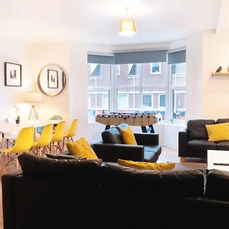 Apartment Up To 9 Close To Centre, Big Tv And Wifi Cardiff Ngoại thất bức ảnh